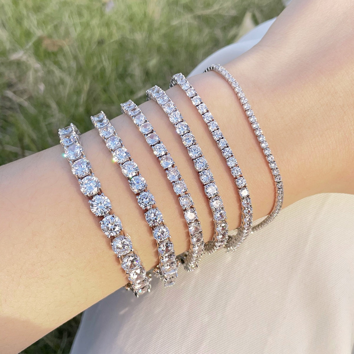 [Lumi Jewelry]0.75 Carat Dazzling Round Cut Wedding Bracelet