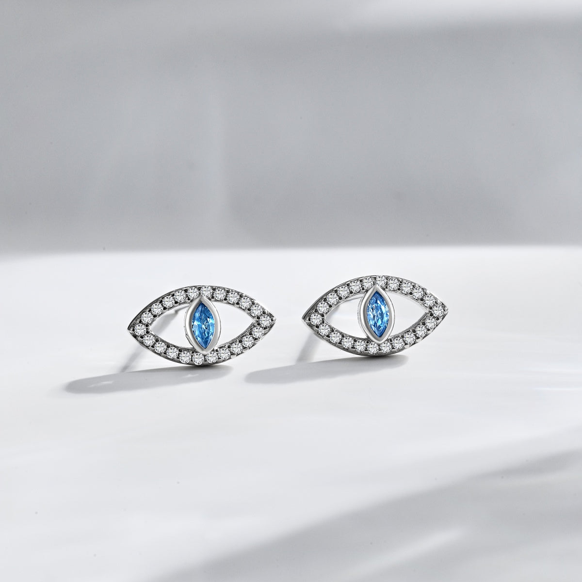 [Lumi Jewelry]Blue Devil Eyes Hollow Stud Earrings