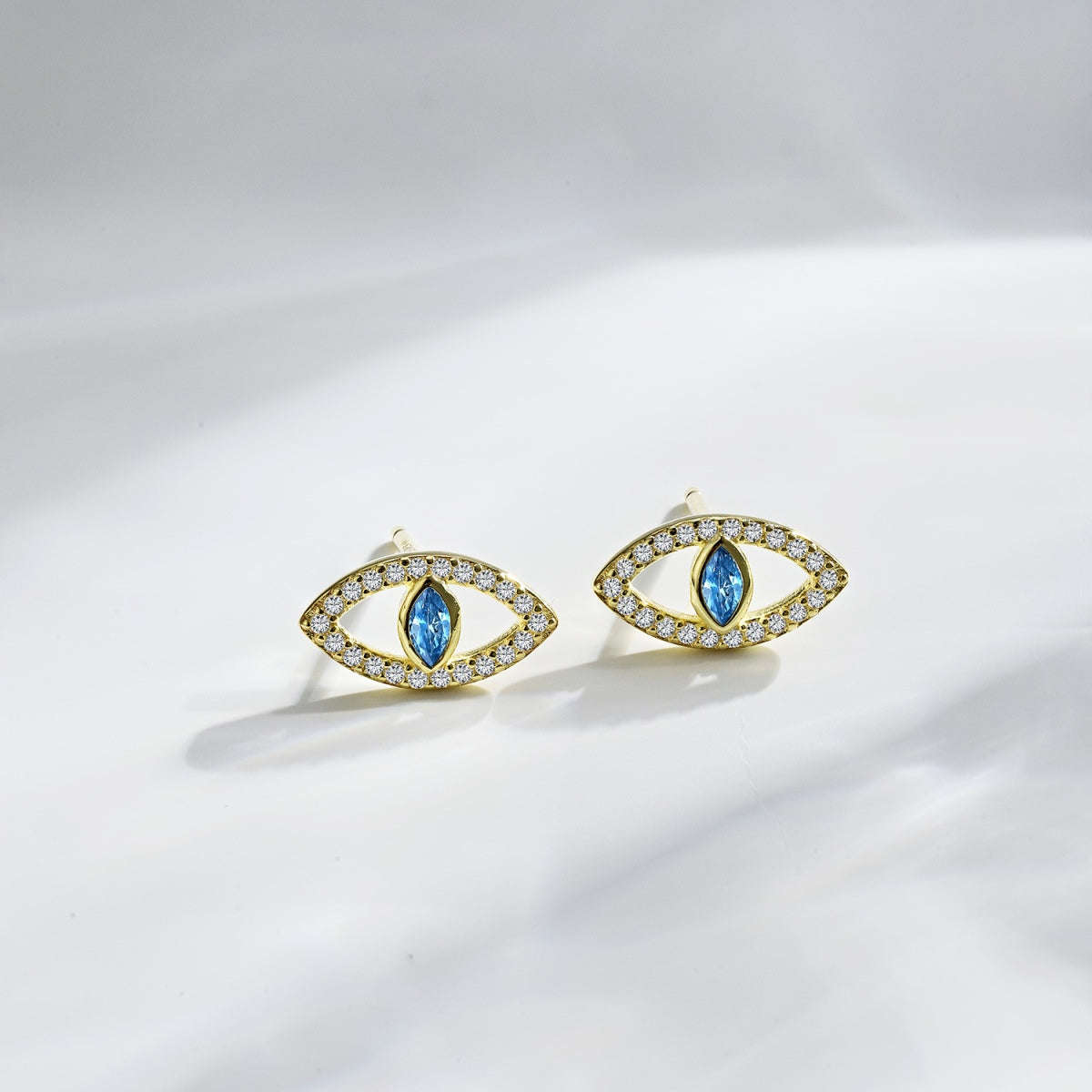 [Lumi Jewelry]Blue Devil Eyes Hollow Stud Earrings