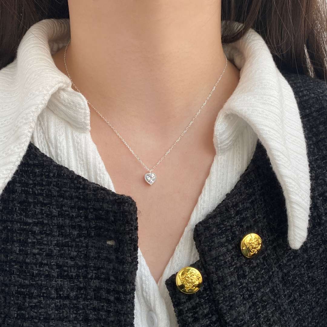[Lumi Jewelry]Ornate Heart Shape Necklace
