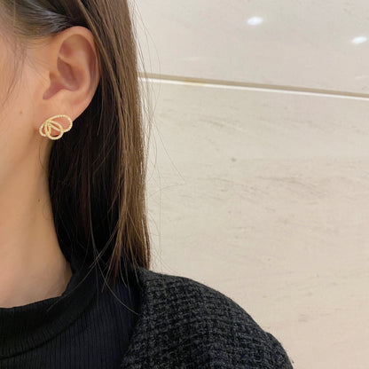 [Lumi Jewelry]Exquisite Butterfly Shape Earrings