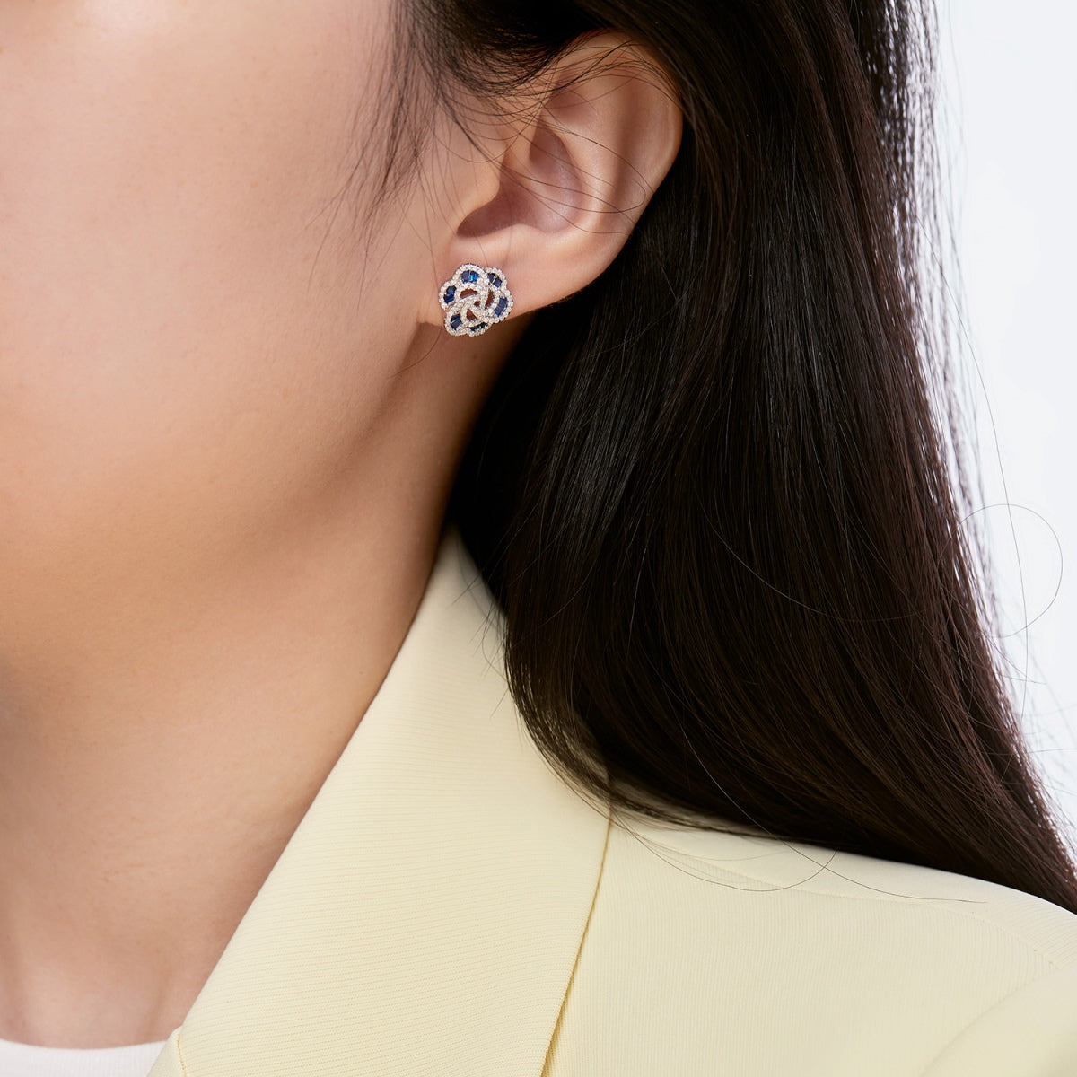 [Lumi Jewelry]Exquisite Flower Shape Daily Earrings