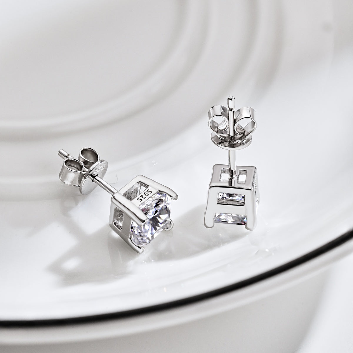 [Lumi Jewelry]1.0 Carat Radiant Princess Cut Wedding Earrings