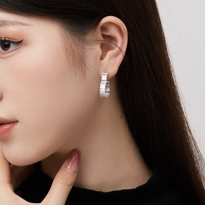 [Lumi Jewelry]Radiant Heart Cutout Earrings