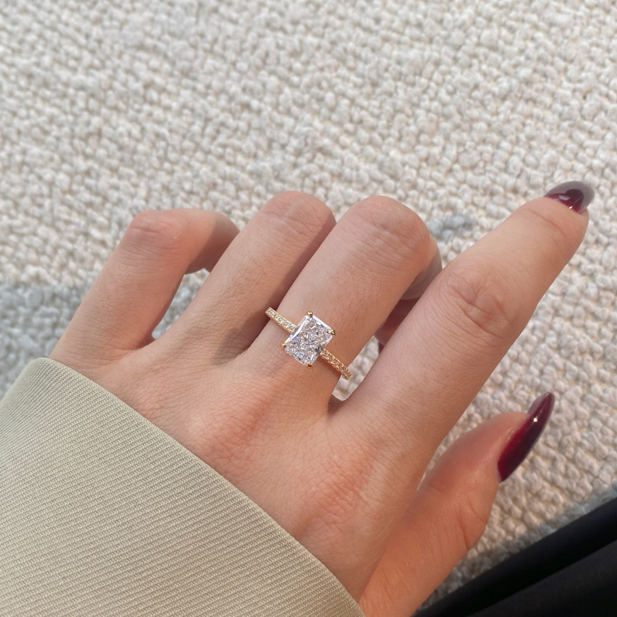 [Lumi Jewelry]2.0 Carat Dazzling Sparkling Radiant Cut Party Ring
