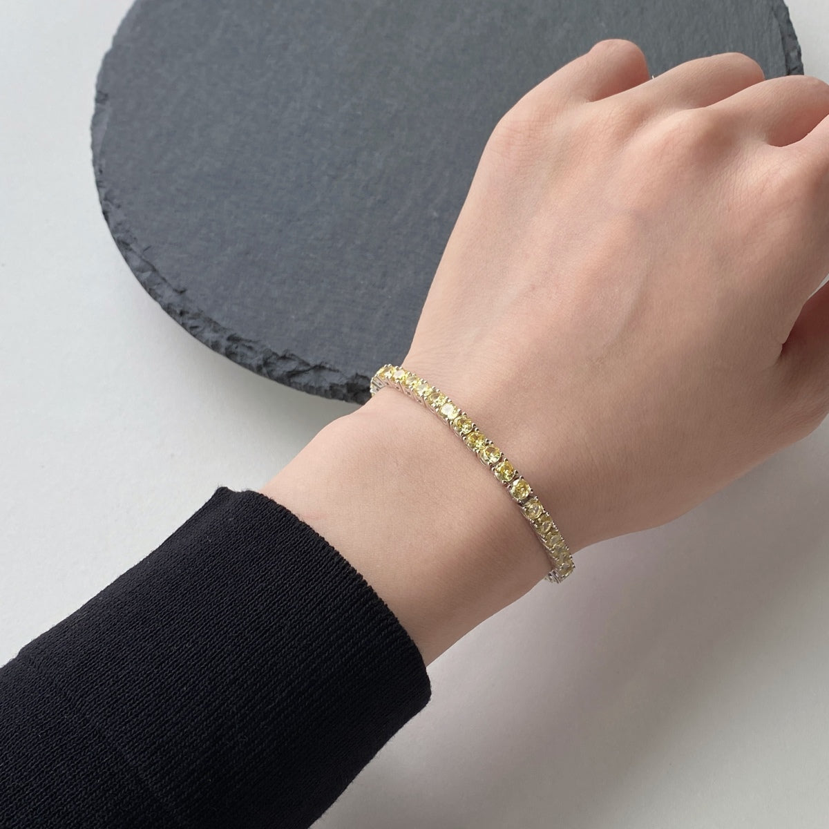 [Lumi Jewelry]Ornate Dazzling Round Cut Tennis Bracelet