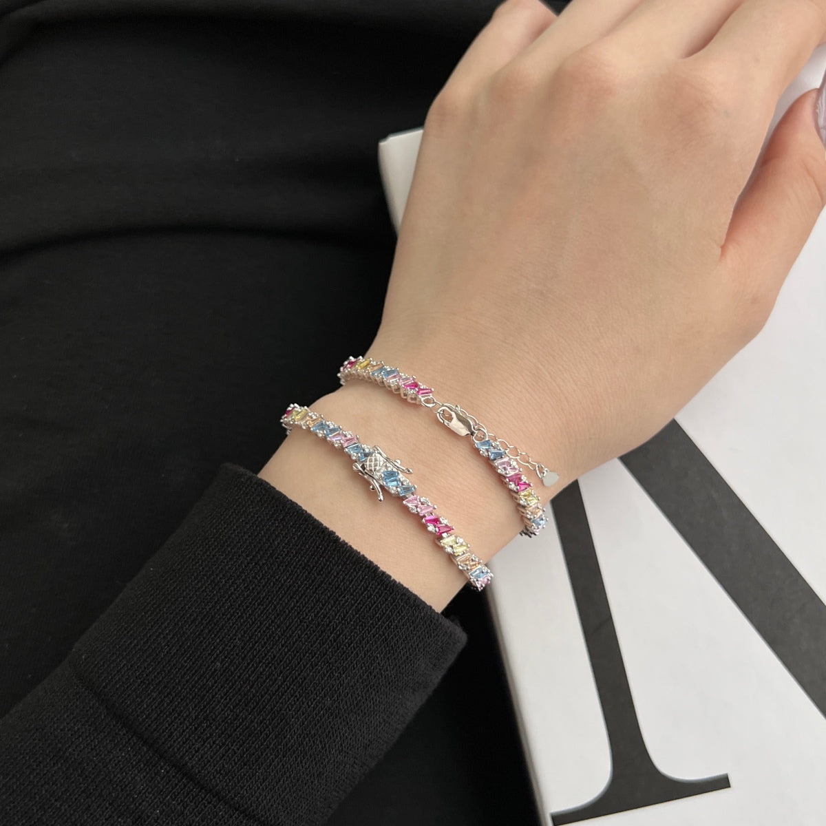 [Lumi Jewelry]Ornate Sparkling Multi Cut Party Bracelet