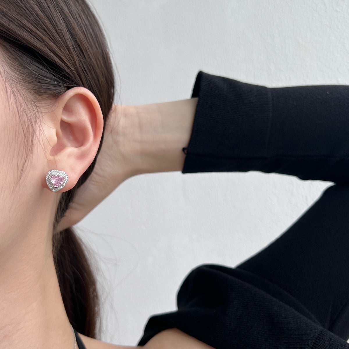 [Lumi Jewelry]Dazzling Heart Shape Lover Earrings