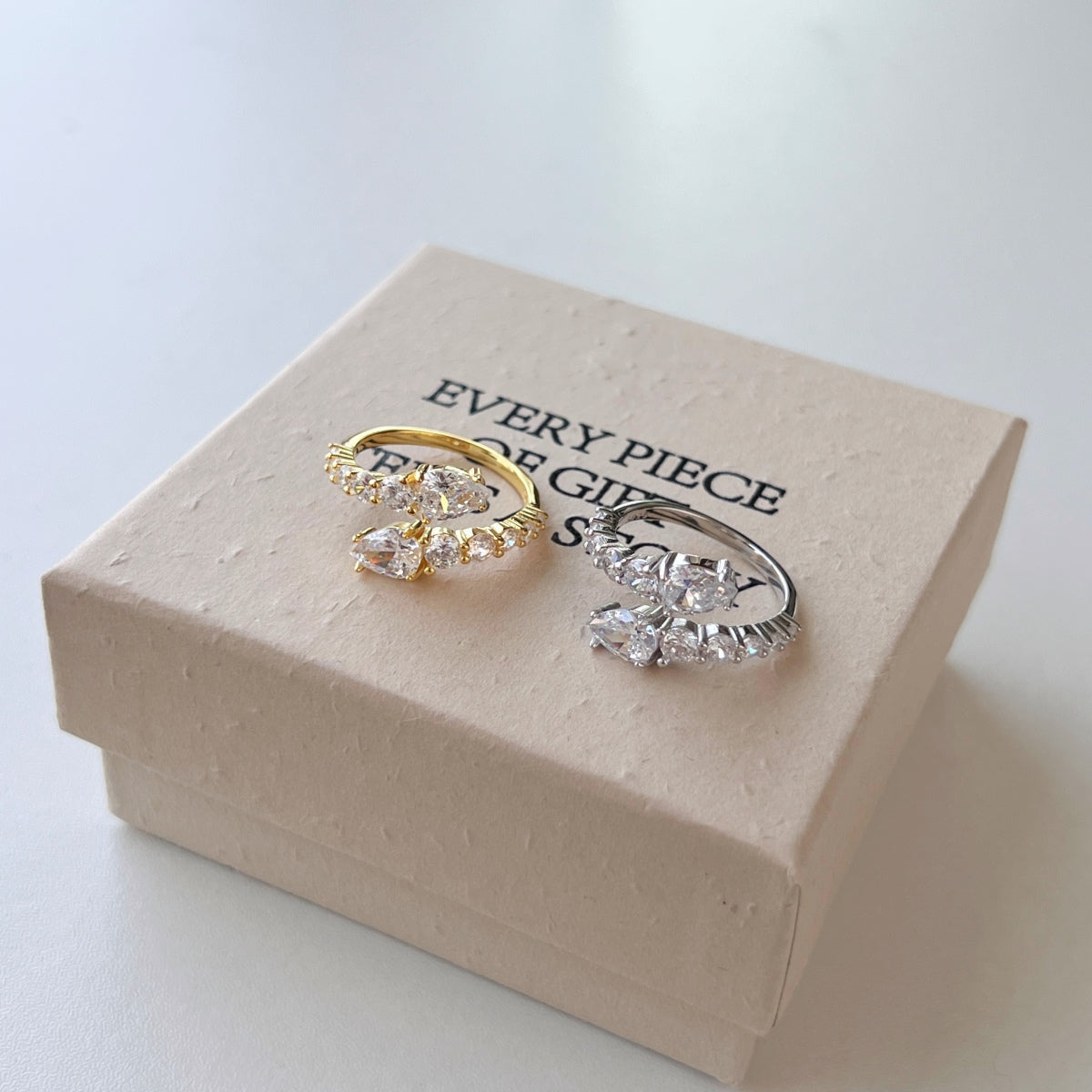[Lumi Jewelry]Delicate Lively Snake Shape Daily Ring