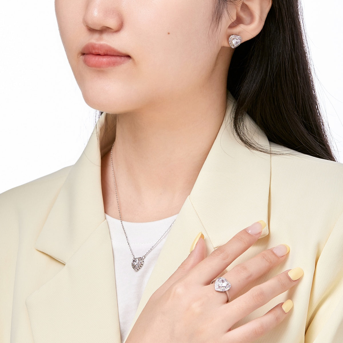 [Lumi Jewelry]Delicate Ebullient Heart Shape Wedding Ring