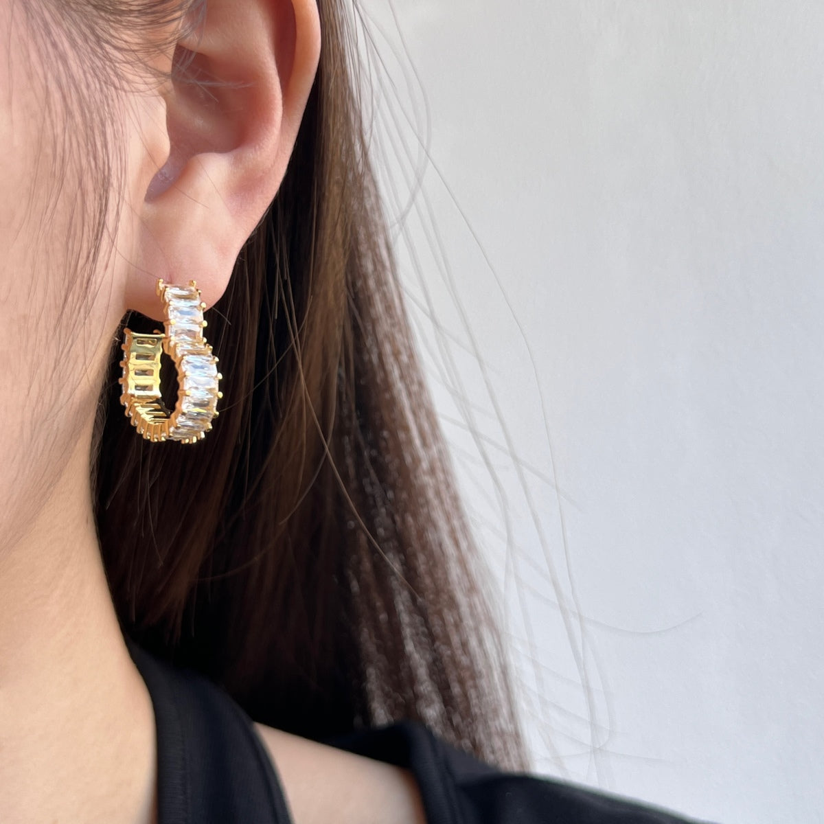 [Lumi Jewelry]Radiant Heart Cutout Earrings