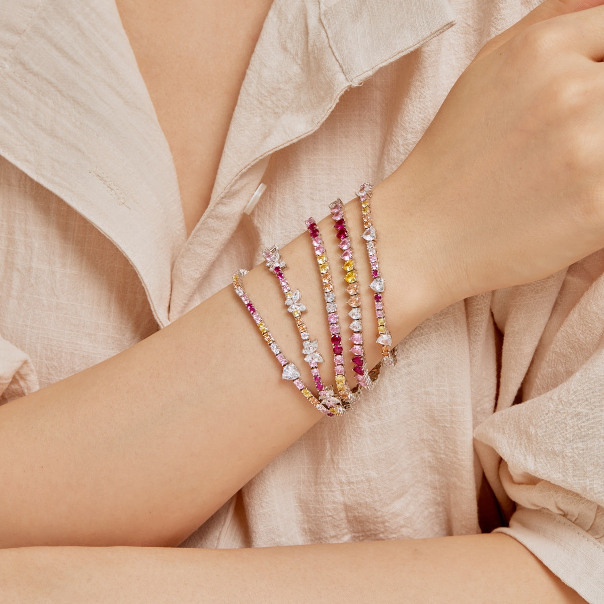 [Lumi Jewelry]Romantic Heart Shape Round Cut Lover Bracelet