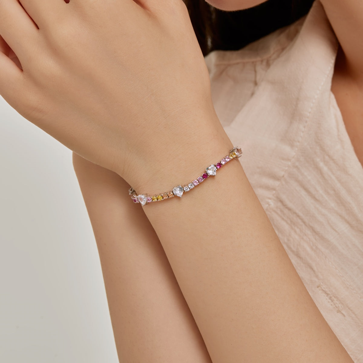 [Lumi Jewelry]Romantic Heart Shape Round Cut Lover Bracelet