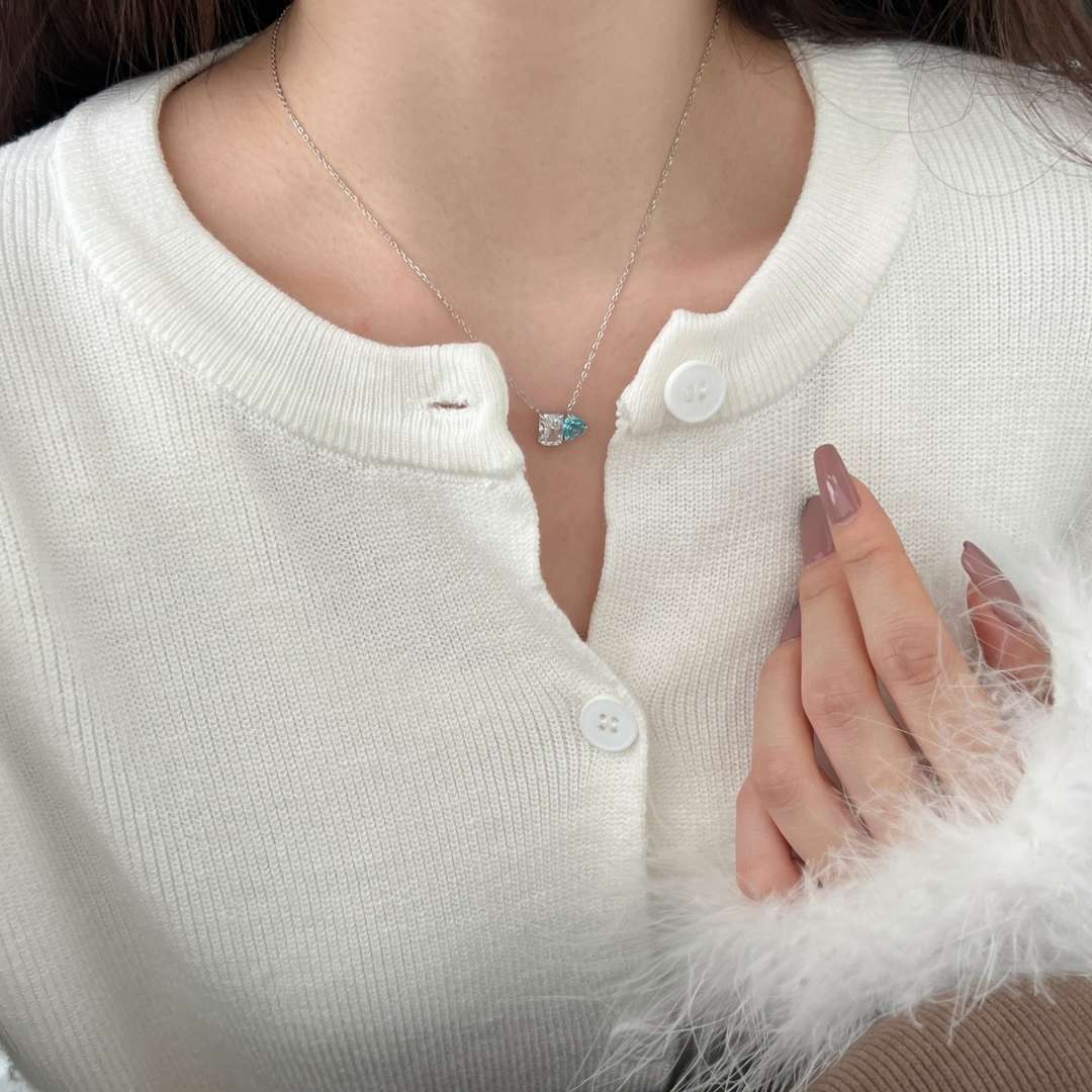 [Lumi Jewelry]Dazzling Square & Heart Shape Necklace