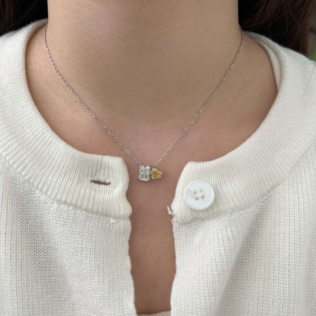 [Lumi Jewelry]Dazzling Square & Heart Shape Necklace