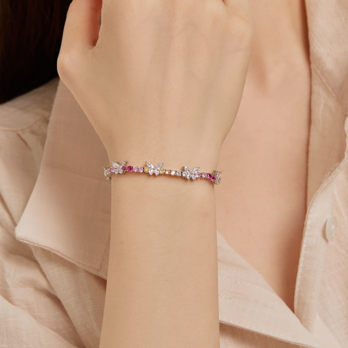[Lumi Jewelry]Ornate Colorful Butterfly Shape Round Cut Daily Bracelet