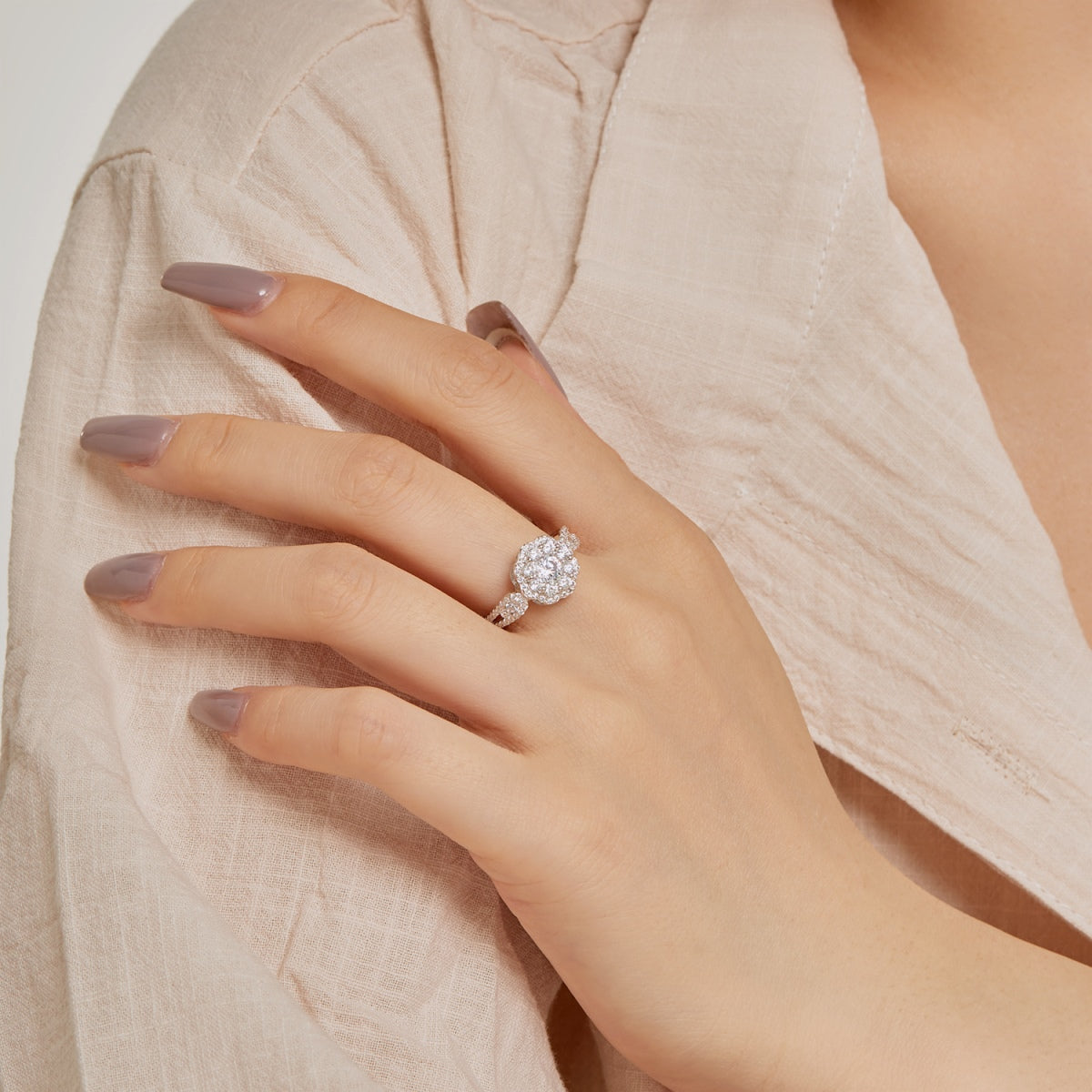 [Lumi Jewelry]Delicate Colorful Round Cut Flower Shape Wedding Ring