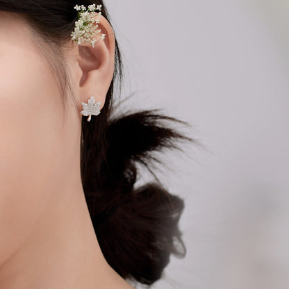 [Lumi Jewelry]Exquisite Maple Leaf Design Earrings