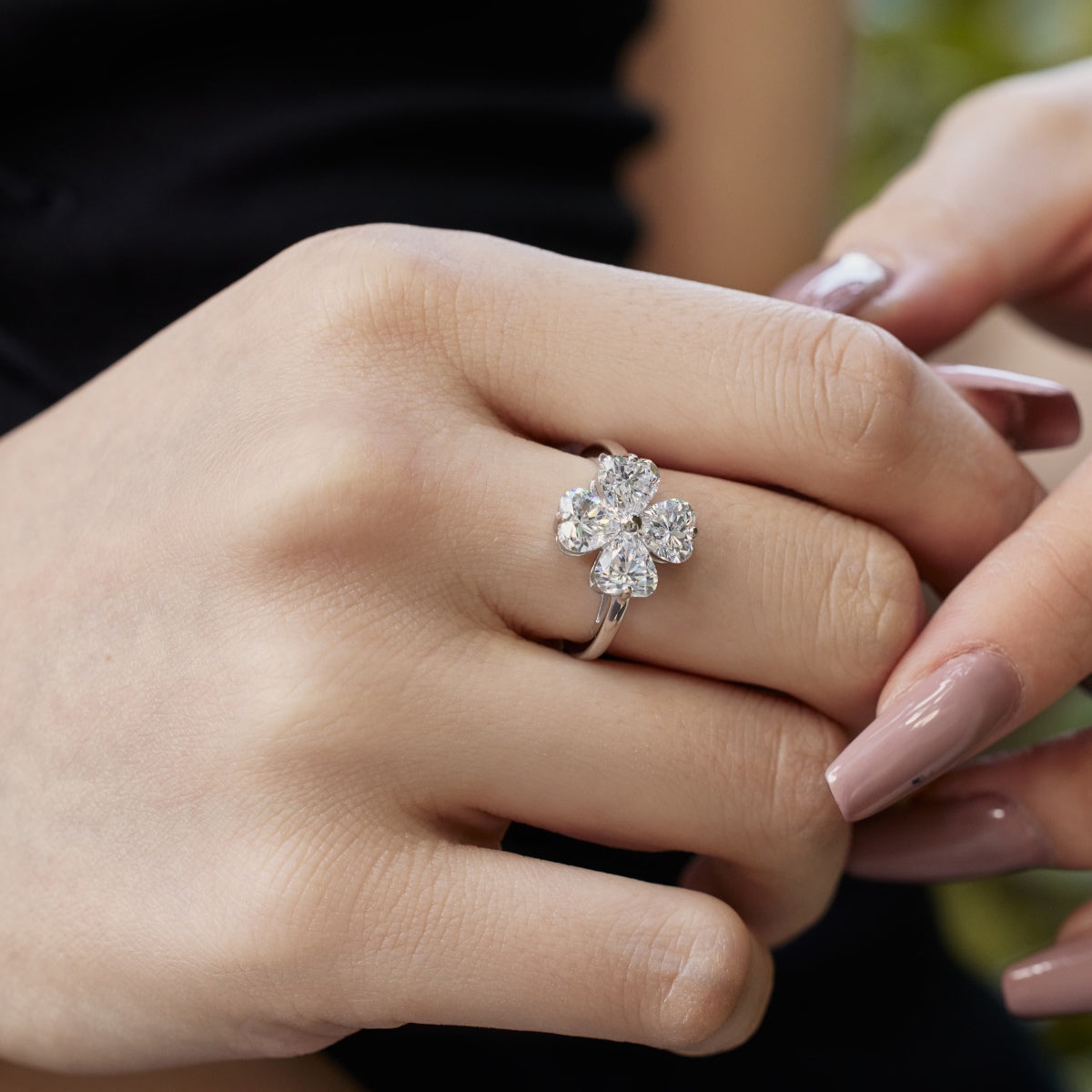 [Lumi Jewelry]Heart-shaped Four-Leaf Clover Ball Ring