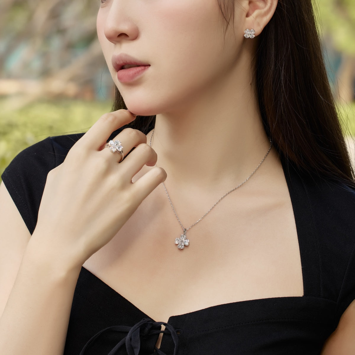 [Lumi Jewelry]Heart-shaped Four-Leaf Clover Ball Ring