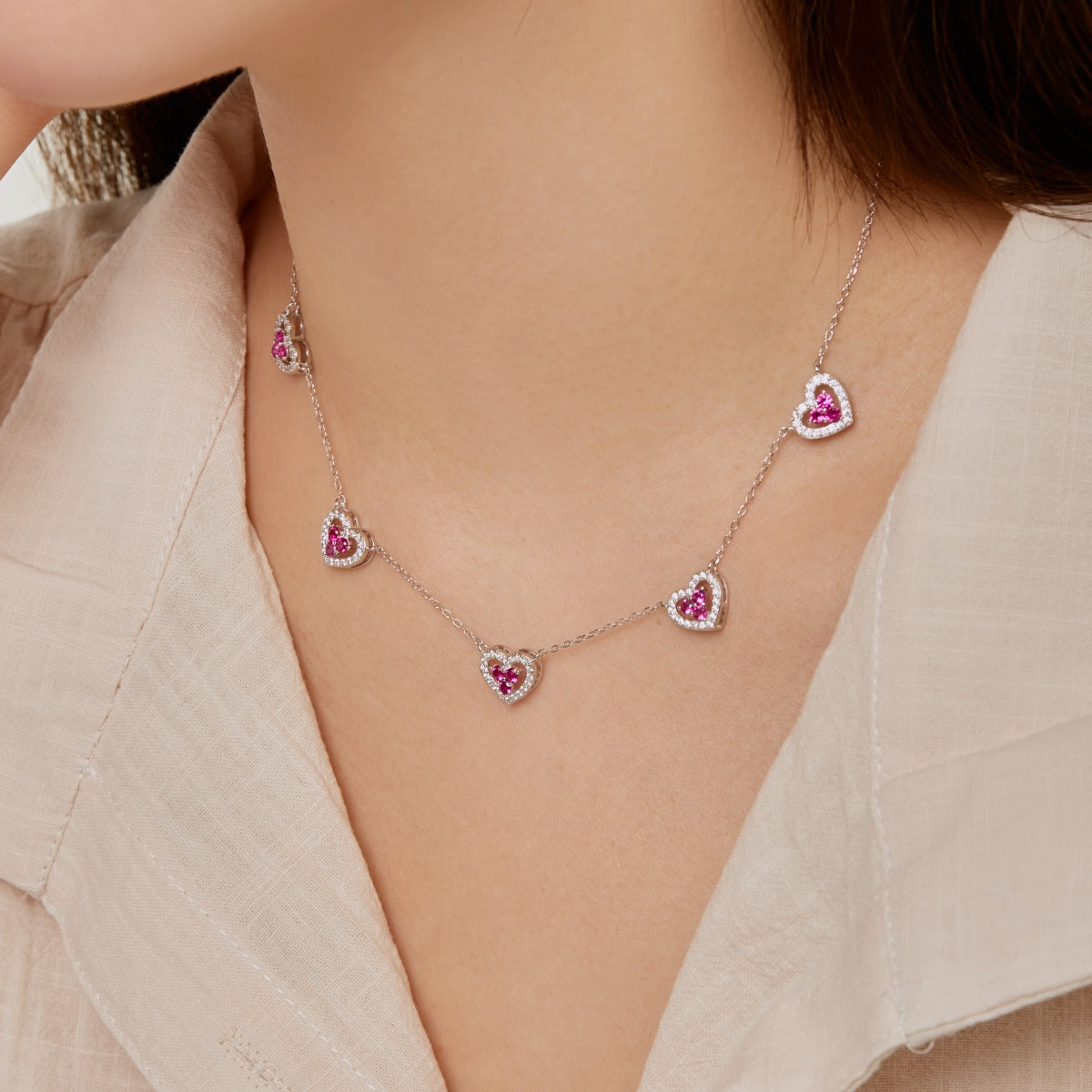 [Lumi Jewelry]Sparkling Five Heart Necklace
