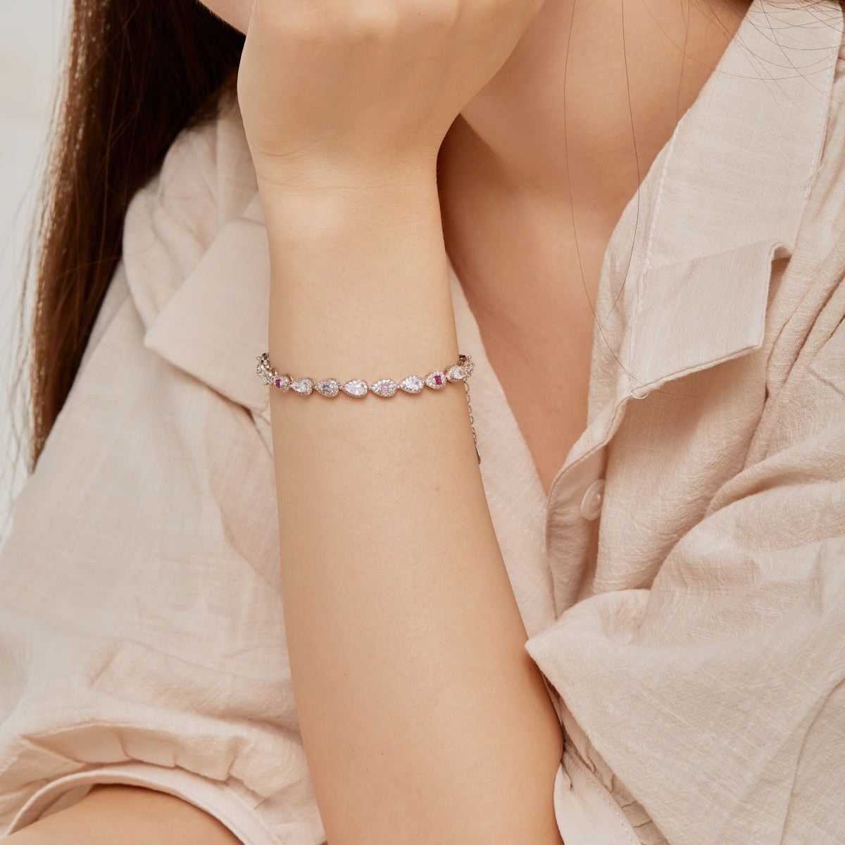 [Lumi Jewelry]0.25 Carat Radiant Water Drop Shape Daily Bracelet