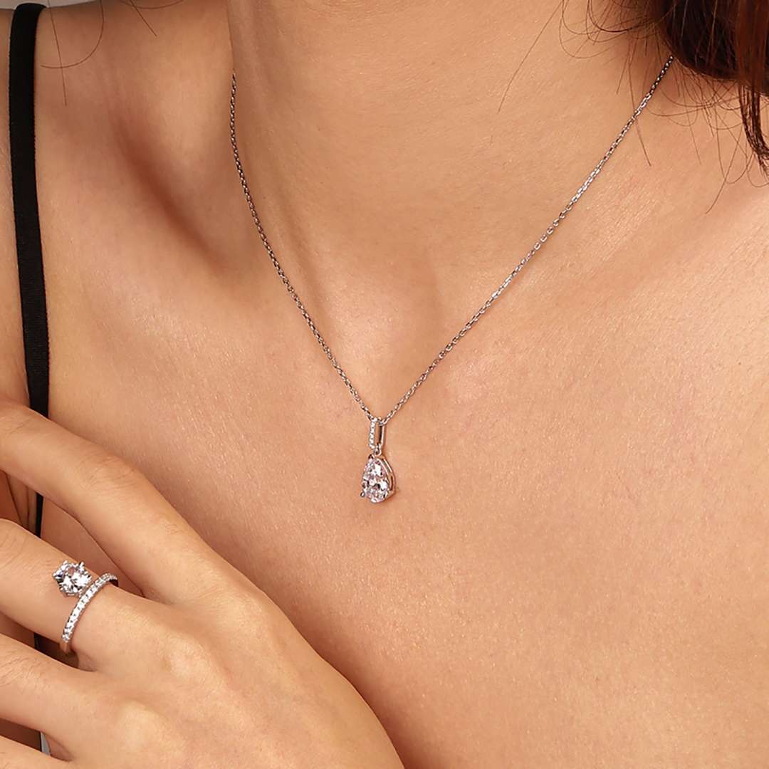 [Lumi Jewelry]Delicate Water Drop Shape Fashion Necklace