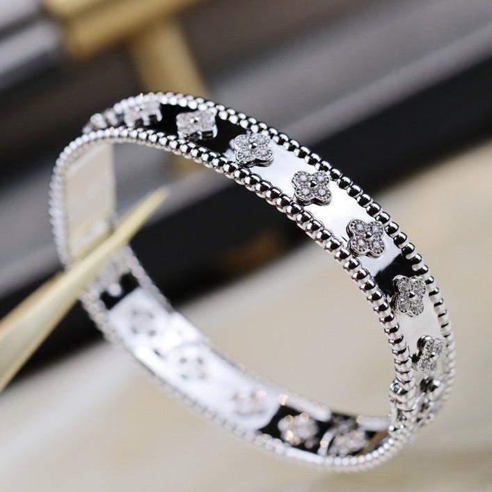 [Lumi Jewelry]CLOVER BRACELET 8MM DIAMONDS