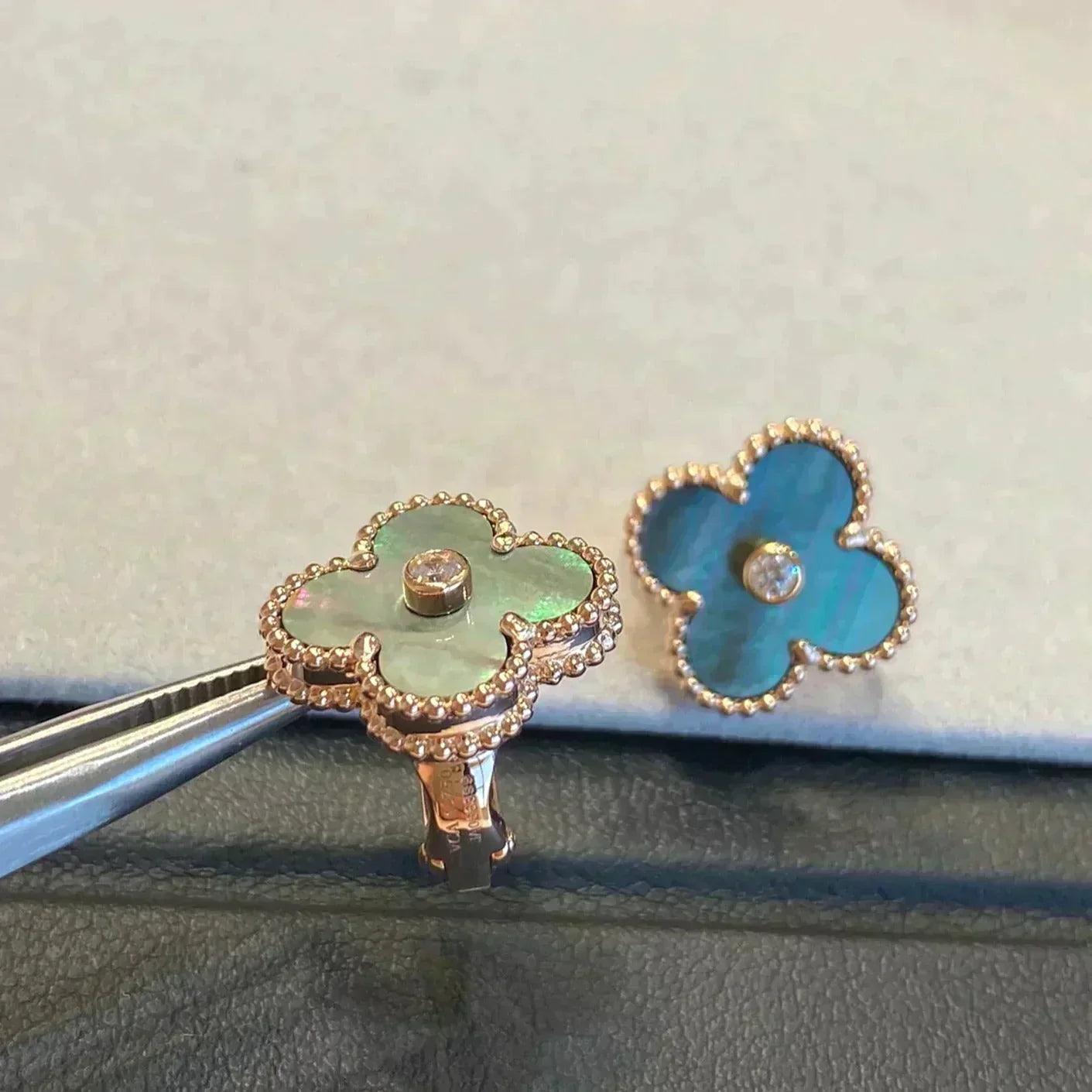 [Lumi Jewelry]CLOVER MEDIUM 1 MOTIFS GRAY MOP  DIAMOND EARRINGS