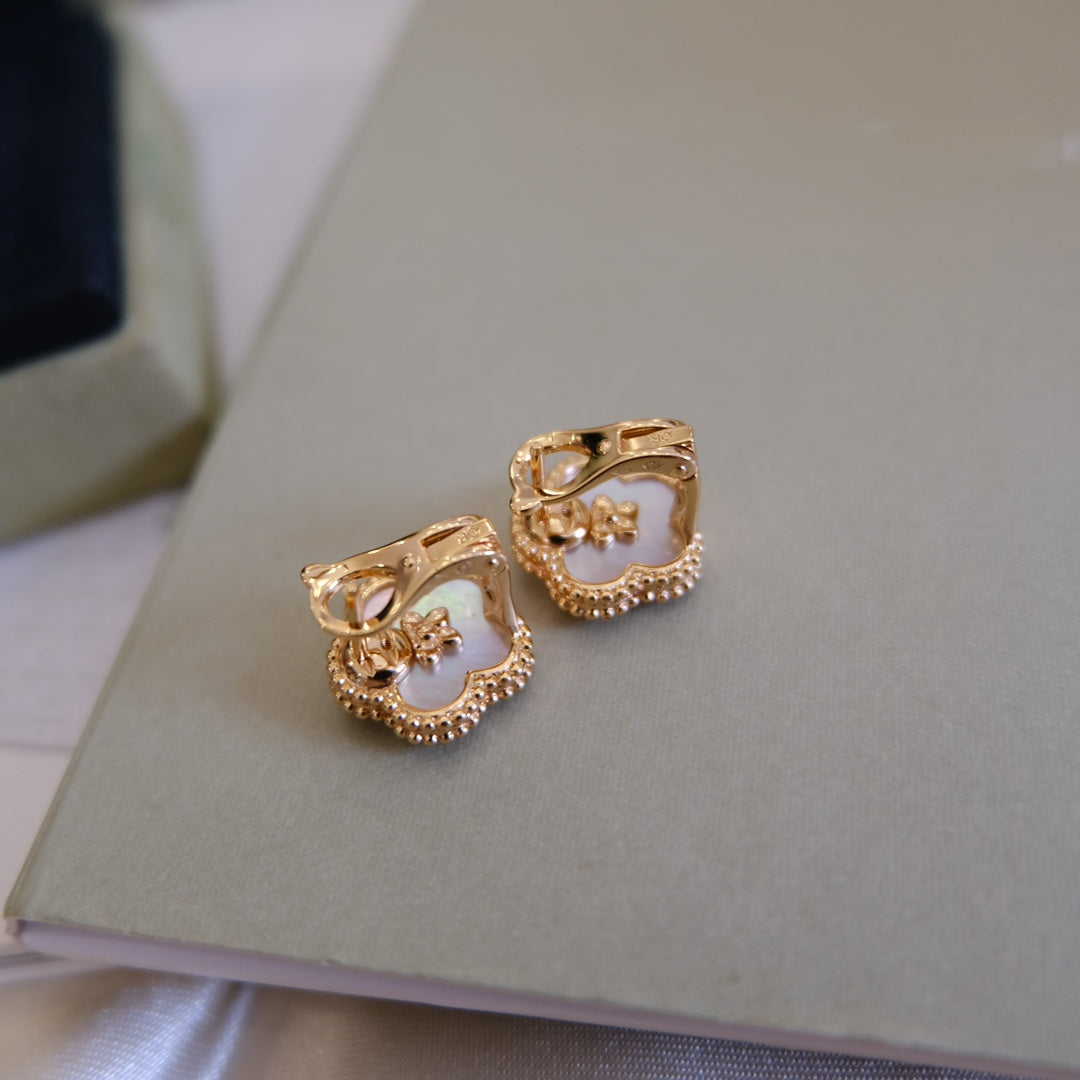 [Lumi Jewelry]LUCKY WHITE MOP EARRINGS