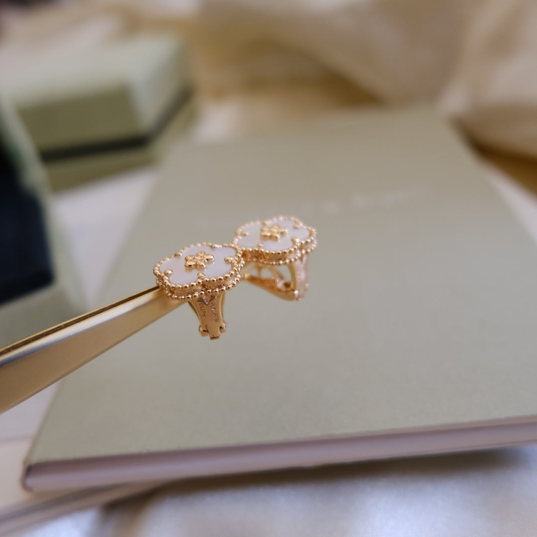 [Lumi Jewelry]LUCKY WHITE MOP EARRINGS
