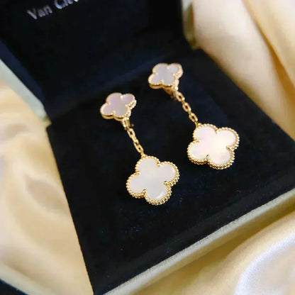 [Lumi Jewelry]CLOVER 2 MOTIF WHITE MOP EARRINGS