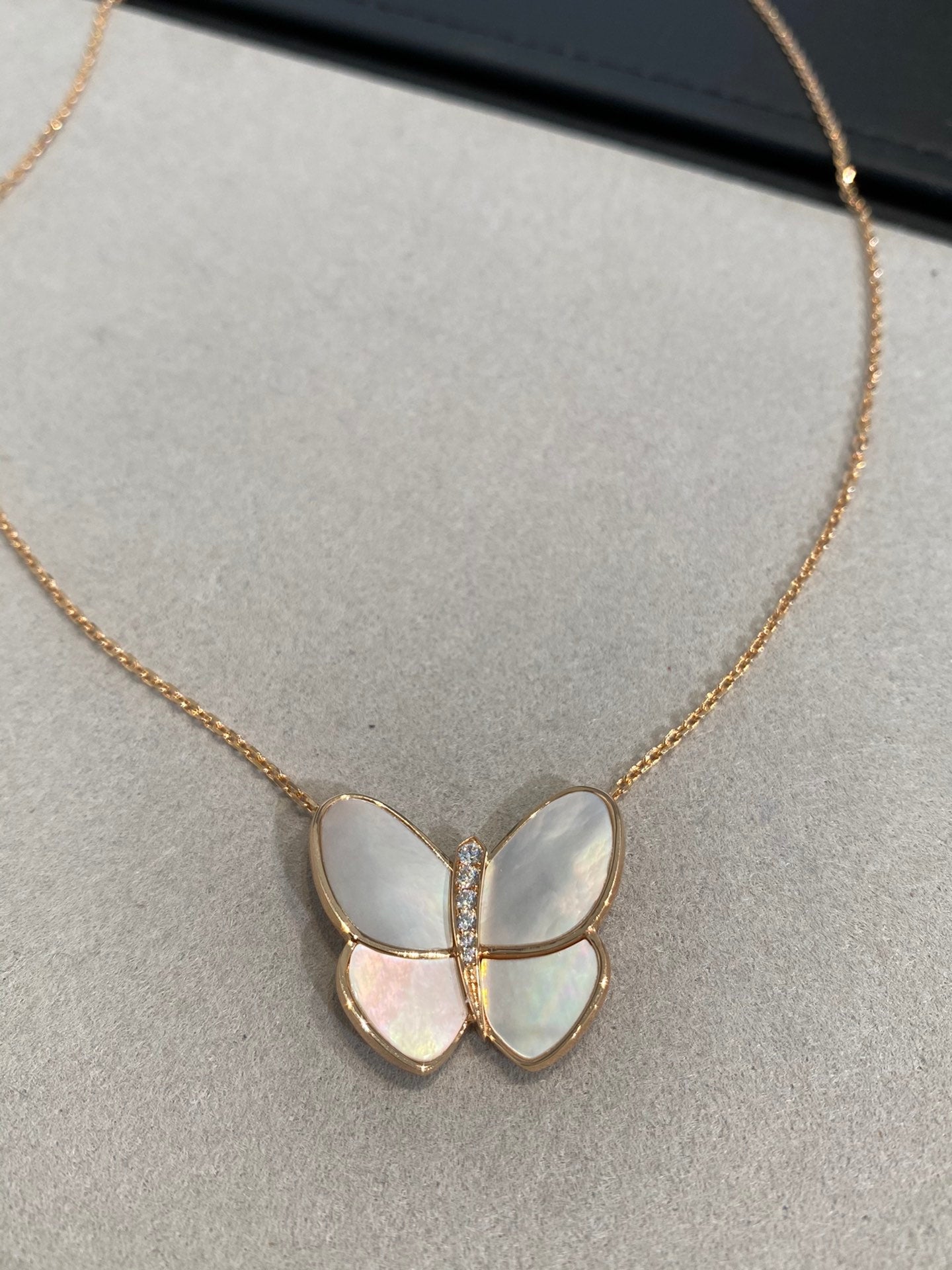 [Lumi Jewelry]BUTTERFLY GOLD MOP DIAMOND NECKLACE