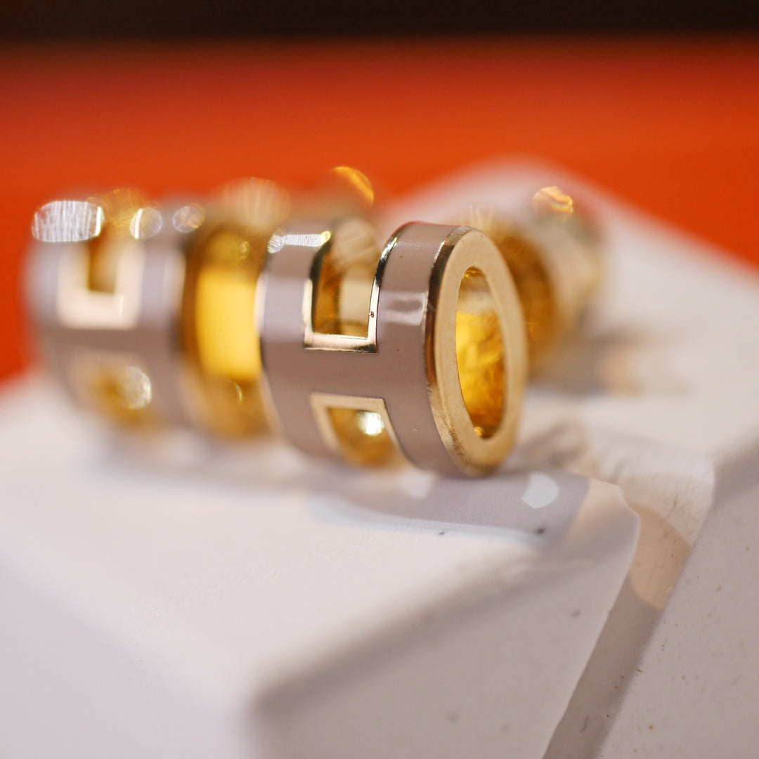 [Lumi Jewelry]MINI POP H GOLD EARRINGS GREY
