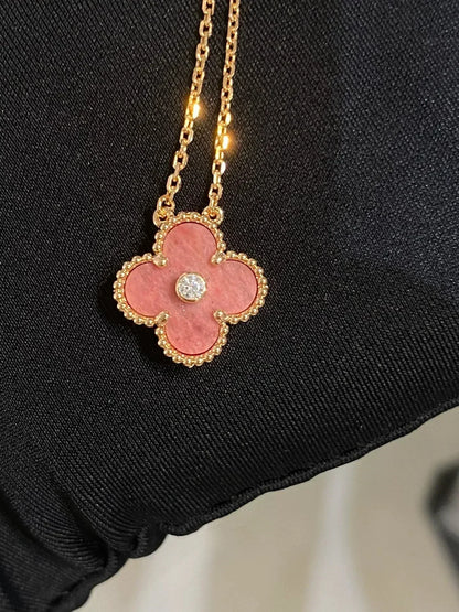 [Lumi Jewelry]CLOVER 15MM DIAMOND RHODONITE NECKLACE