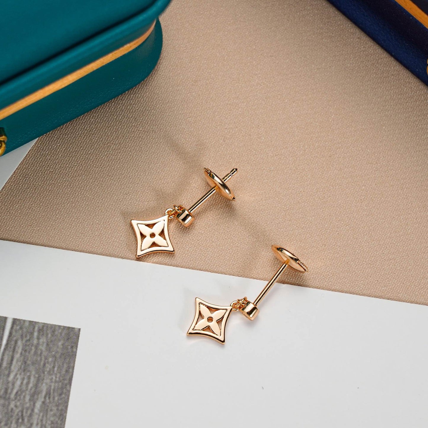 [Lumi Jewelry]STAR EARRINGS GOLD