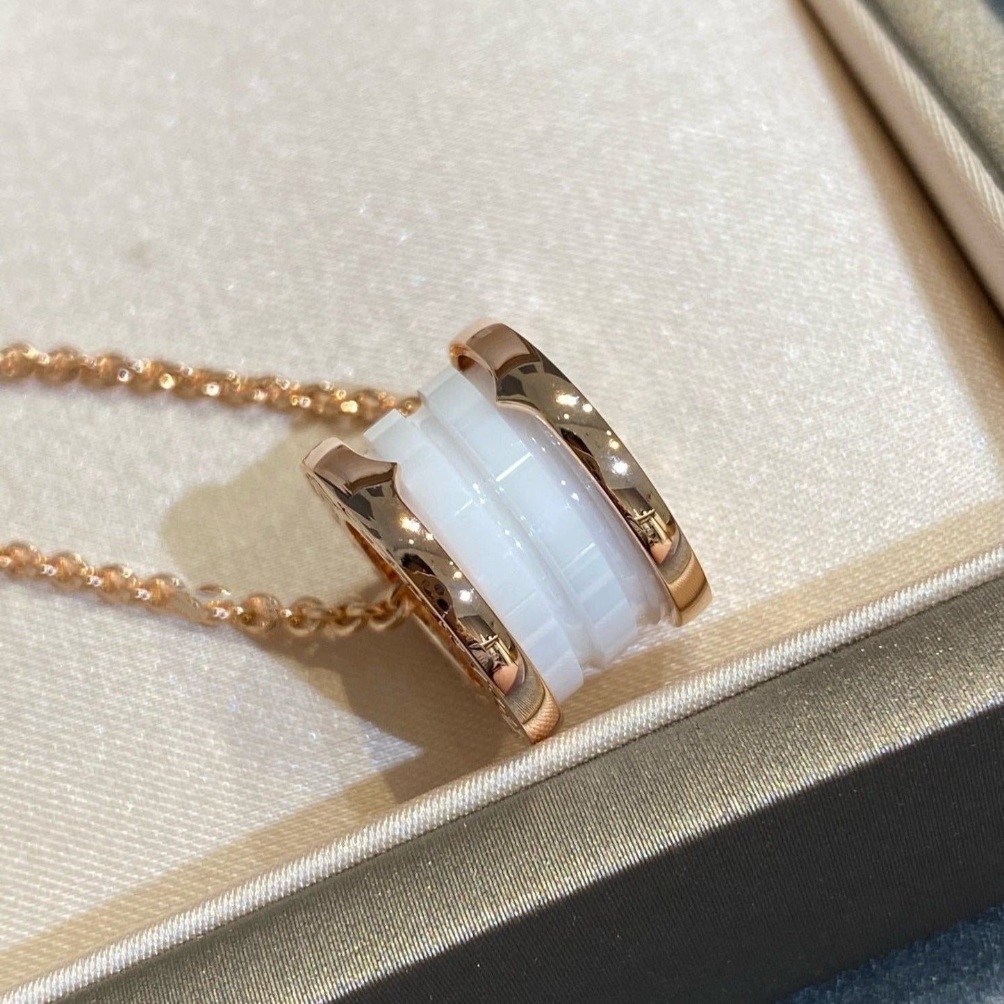[Lumi Jewelry]ZERO 1 WHITE CERAMIC PINK GOLD NECKLACE