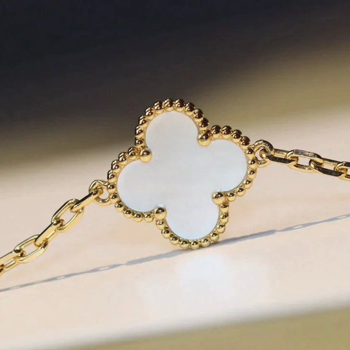 [Lumi Jewelry]CLOVER 20 MOTIFS WHITE MOP NECKLACE