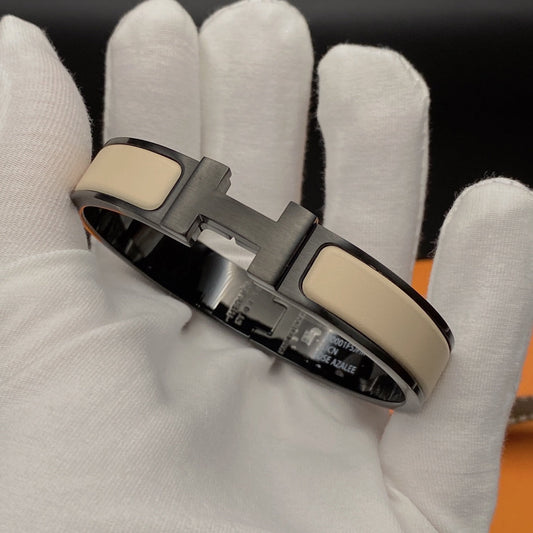 [Lumi Jewelry]H BRACELET 12MM BLACK BEIGE CERAMIC