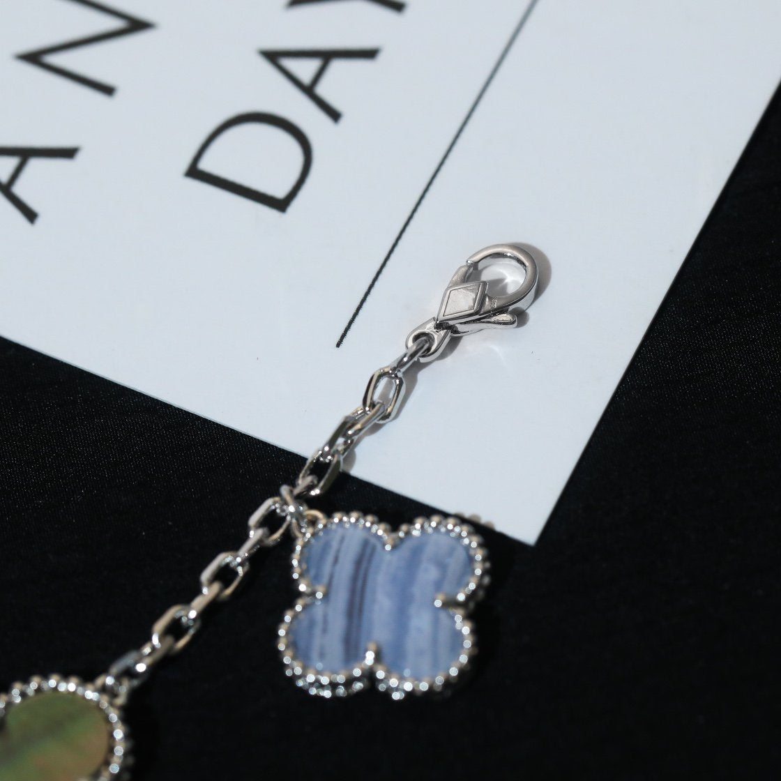 [Lumi Jewelry]CLOVER BRACELET 5 MOTIFS MOP CHALCEDONY SILVER