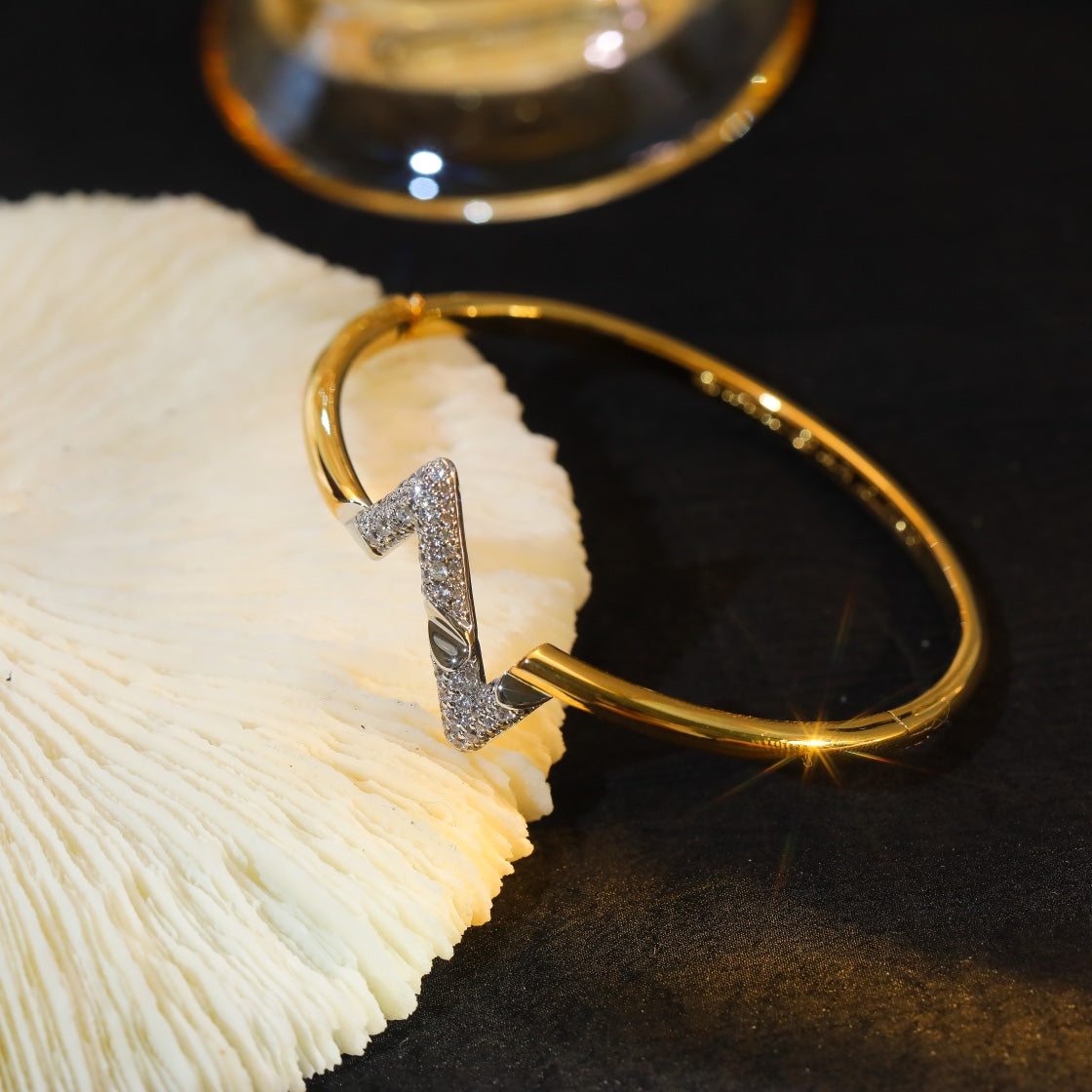 [Lumi Jewelry]VOLTE UPSITE DOWN GOLD DIAMOND BRACELET