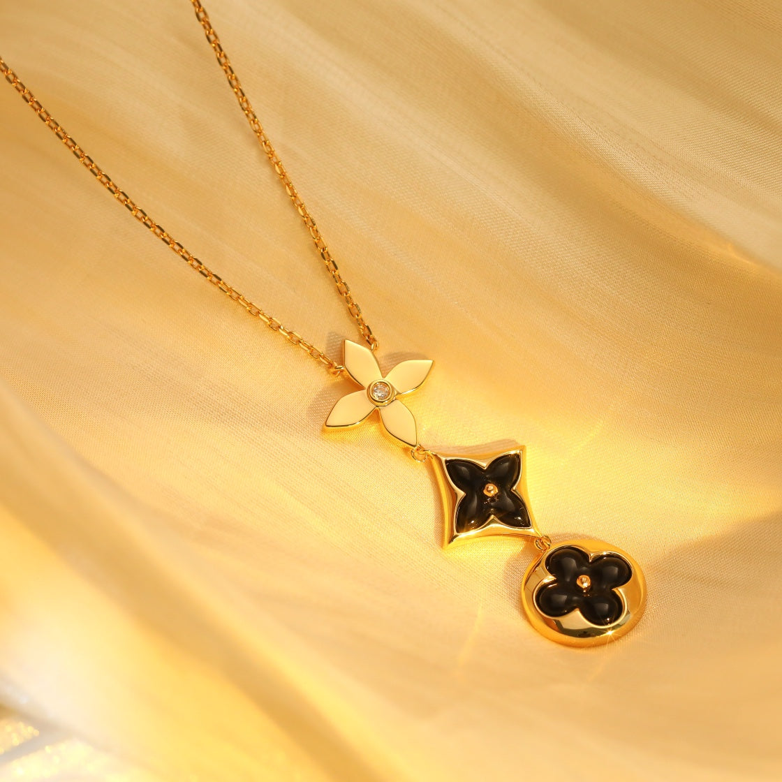 [Lumi Jewelry]STAR AND SUN ONYX PINK GOLD NECKLACE