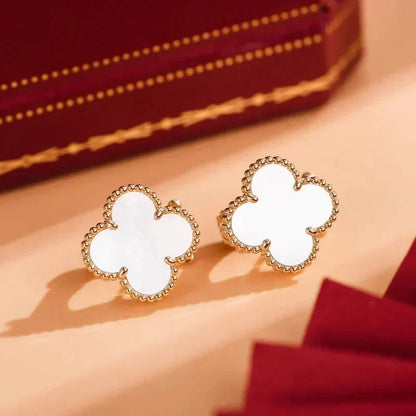 [Lumi Jewelry]CLOVER MEDIUM 1 MOTIFS  WHITE MOP STUD EARRINGS