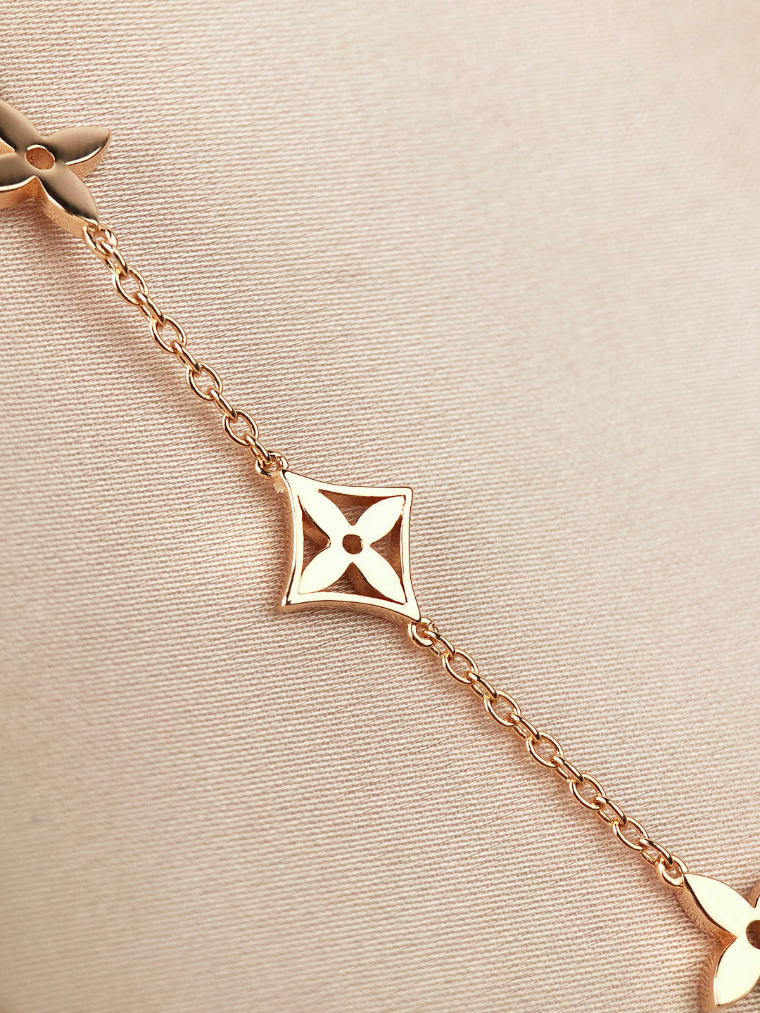 [Lumi Jewelry]STAR AND SUN 7 MOTIFS GOLD BRACELET