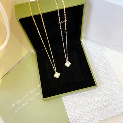 [Lumi Jewelry]CLOVER MINI 9.5MM WHITE MOTHER-OF-PEARL NECKLACE