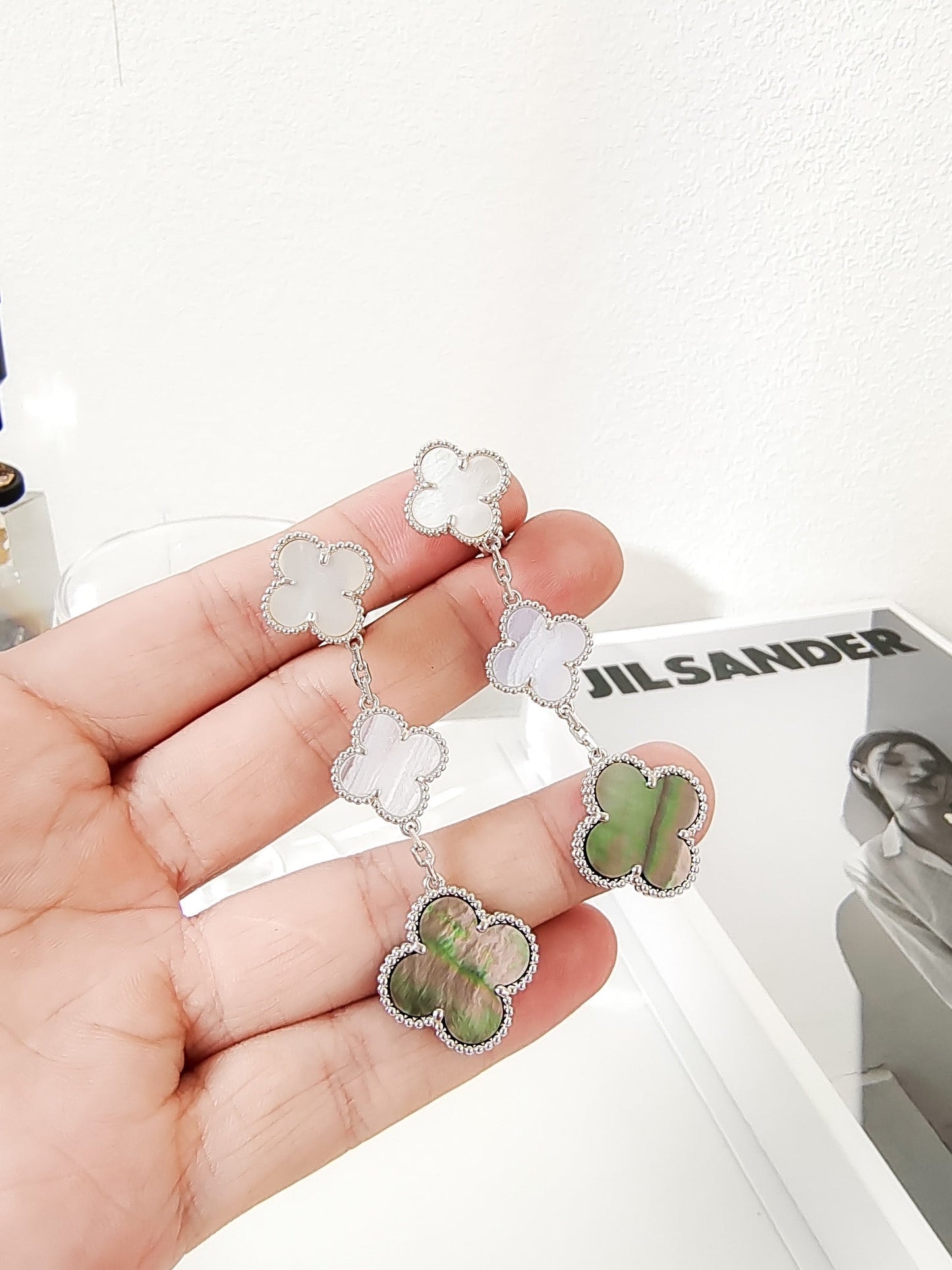[Lumi Jewelry]CLOVER 3 MOTIFS CHALCEDONY DARK MOP SILVER EARRINGS