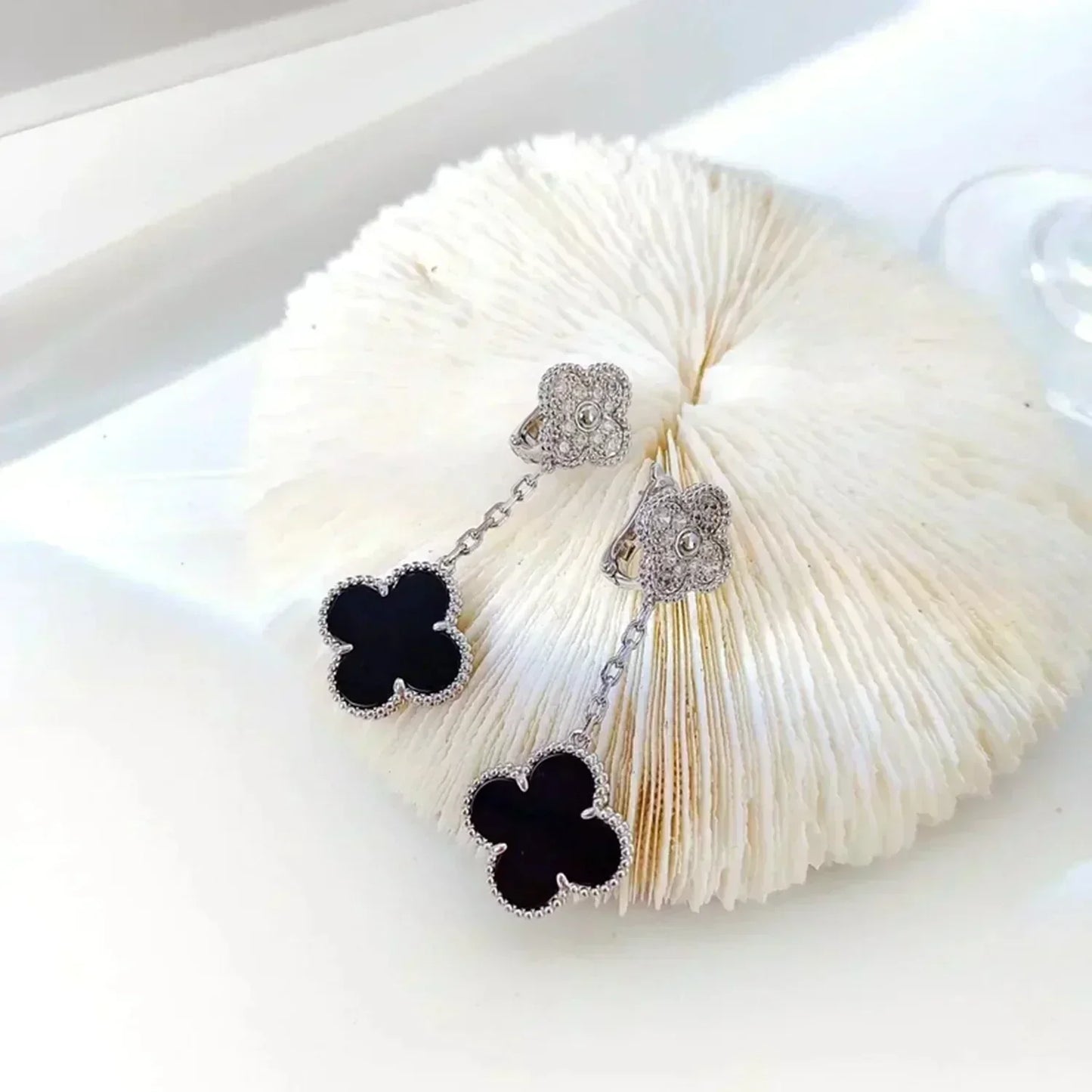 [Lumi Jewelry]CLOVER 2 MOTIFS  DIAMOND ONYX EARRINGS SILVER