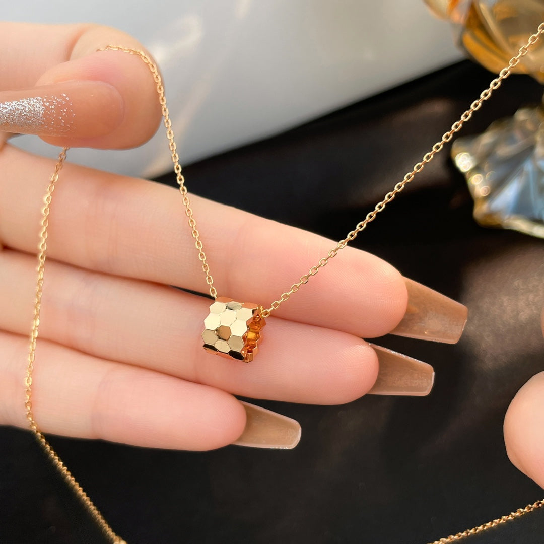[Lumi Jewelry]BEE MINI NECKLACE