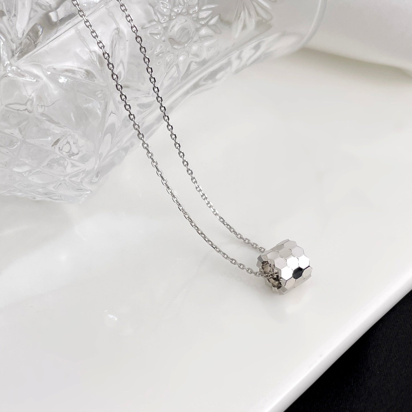 [Lumi Jewelry]BEE MINI NECKLACE