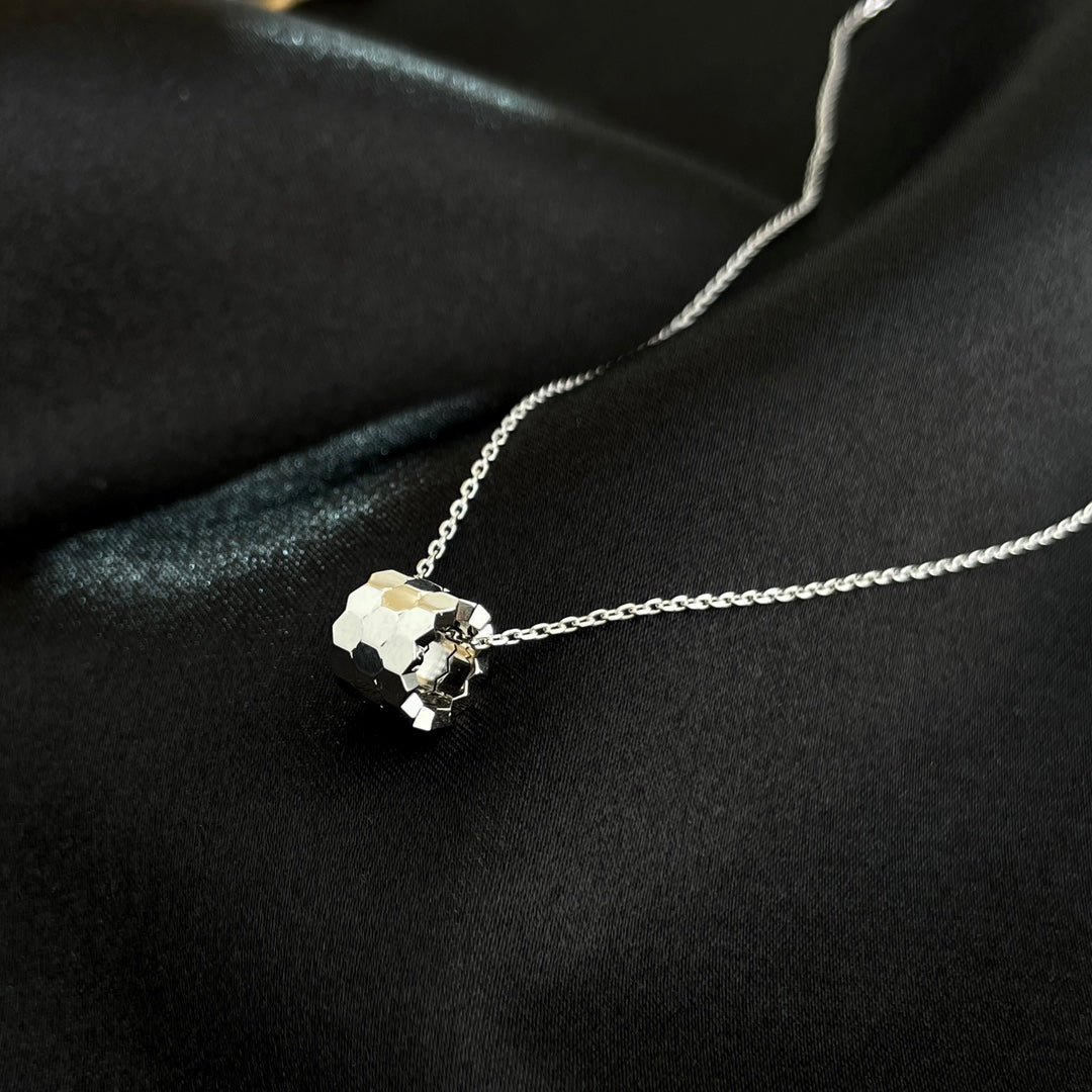 [Lumi Jewelry]BEE MINI NECKLACE